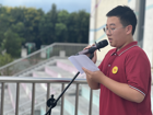 桃李满天下，恩情似海深
