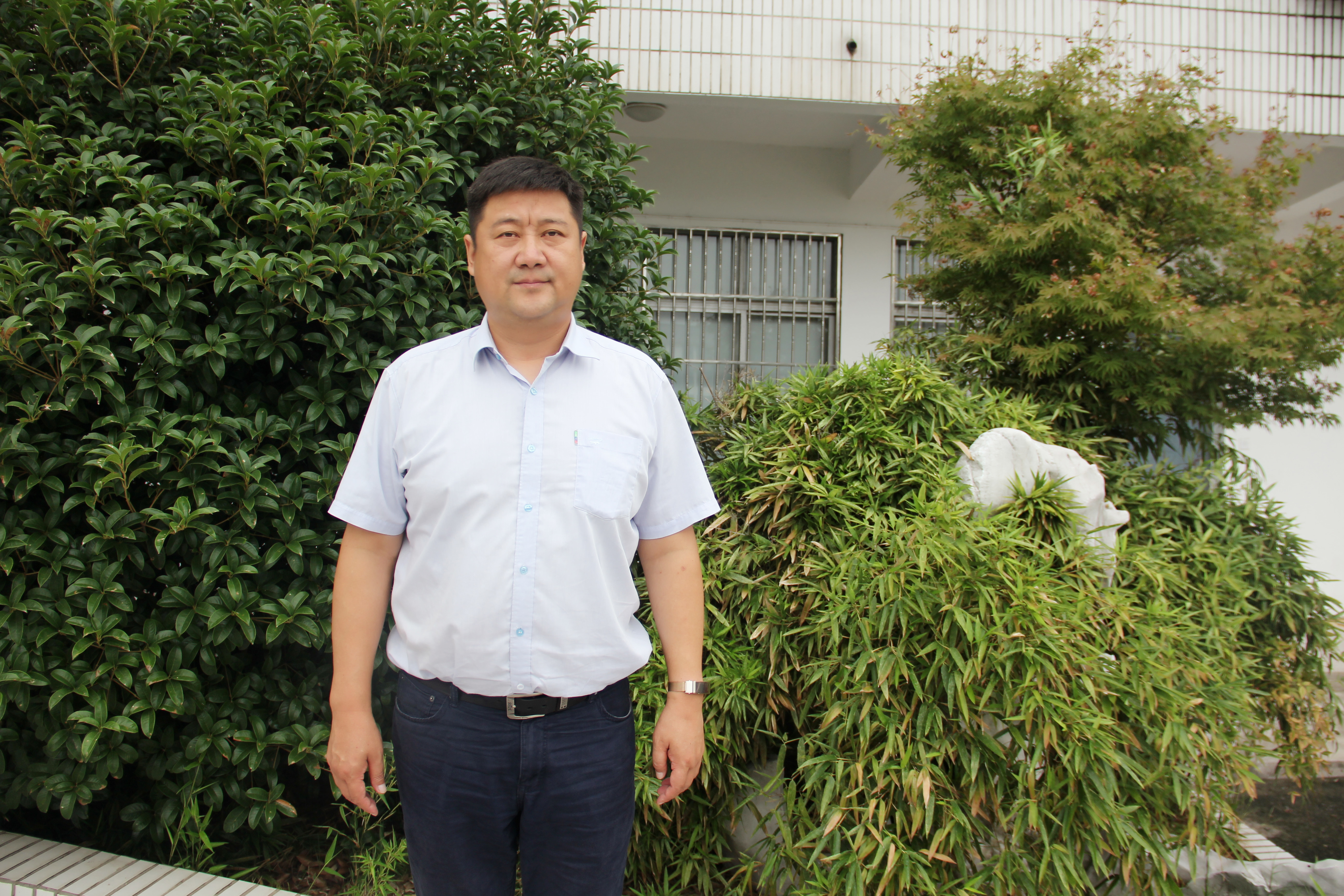 於学林照片